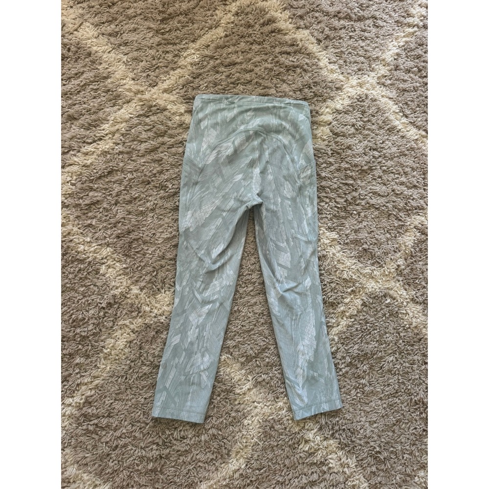 Lululemon Swift Speed High Rise Crop Leggings Womens Size 4 Reverberate Chevron